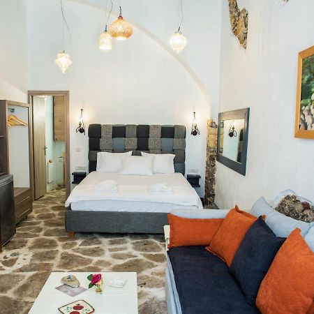 Margietta'S Suites Nafplio Bagian luar foto