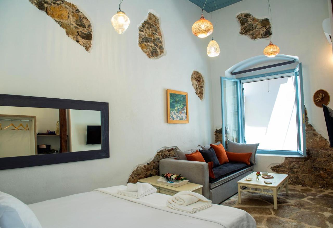 Margietta'S Suites Nafplio Bagian luar foto