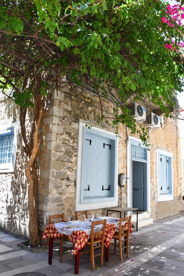 Margietta'S Suites Nafplio Bagian luar foto